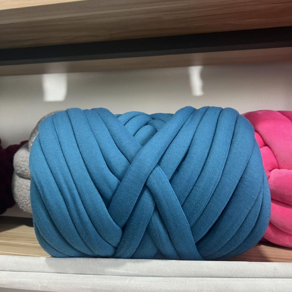 2.5cm Chunky Yarn Super Velvet Bulky Yarn Easy Projects Tube Yarn Pet Beds