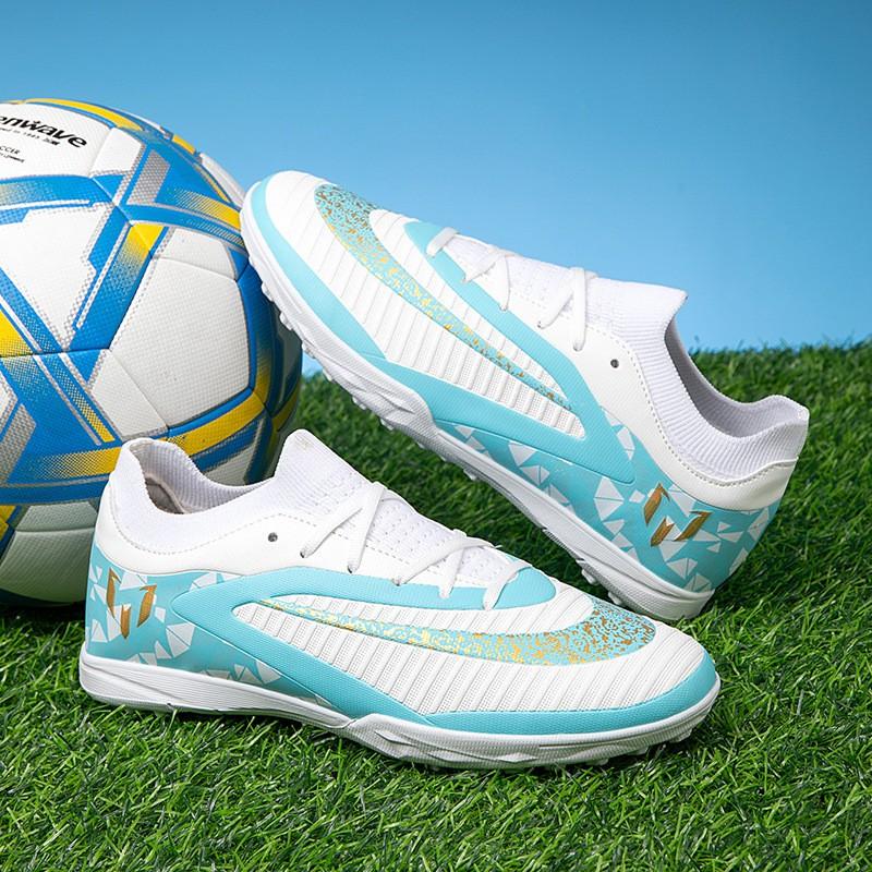 Youth Soccer Cleats Grass Fields Kids Training Shoes With Rubber Outsole TPU Studs