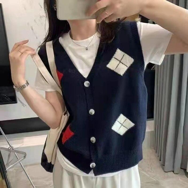 Spring and Autumn Vintage Rhombus V-neck Knitted Vest Cardigan for Women Layered Vest Sweater Casual Cardigan Sweater Vest Tops