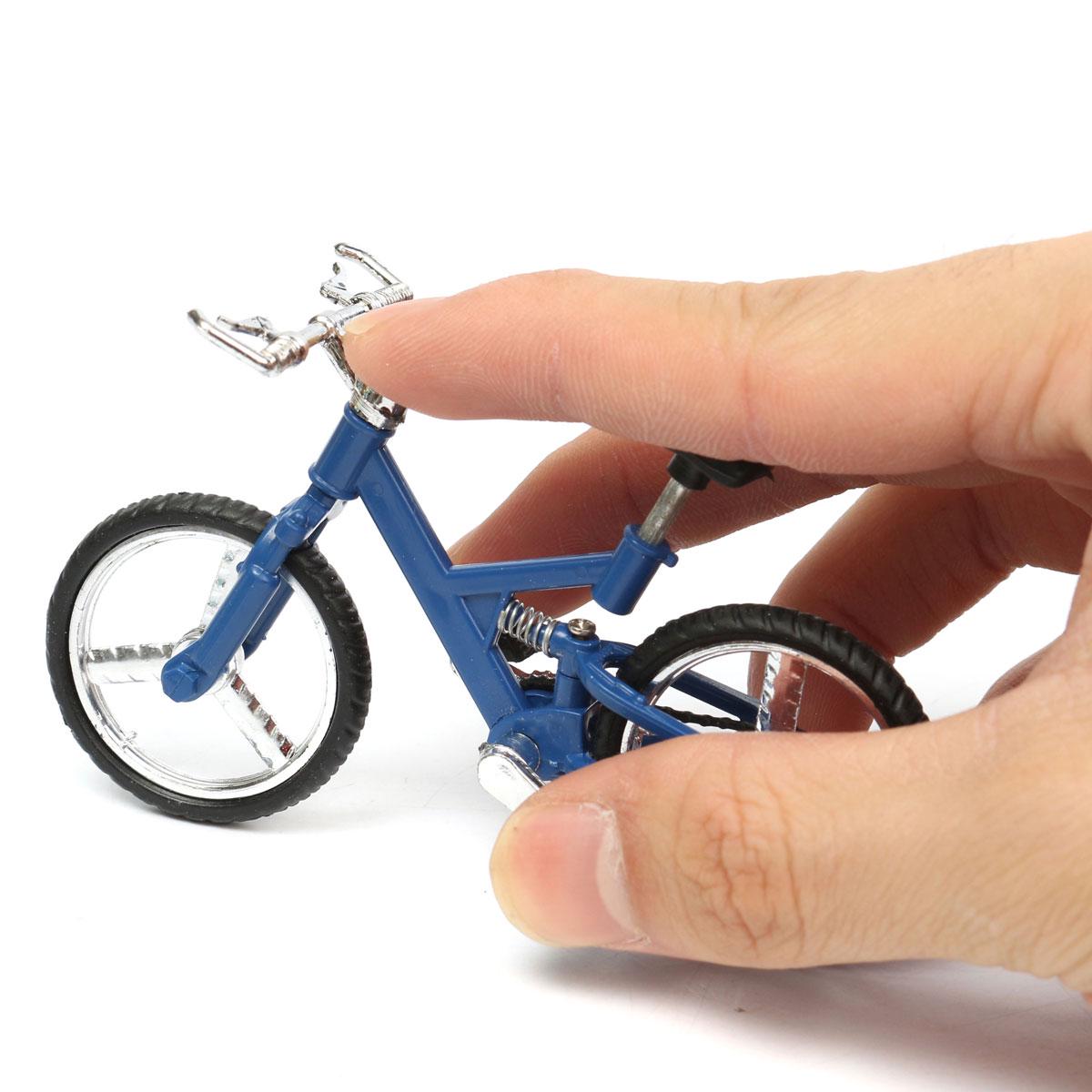 Tech Deck, BMX vingerfiets, 3-pack, verzamelbaar en aanpasbaar mini BMX-fietsspeelgoed voor kinderen en verzamelaars vanaf 6 jaar