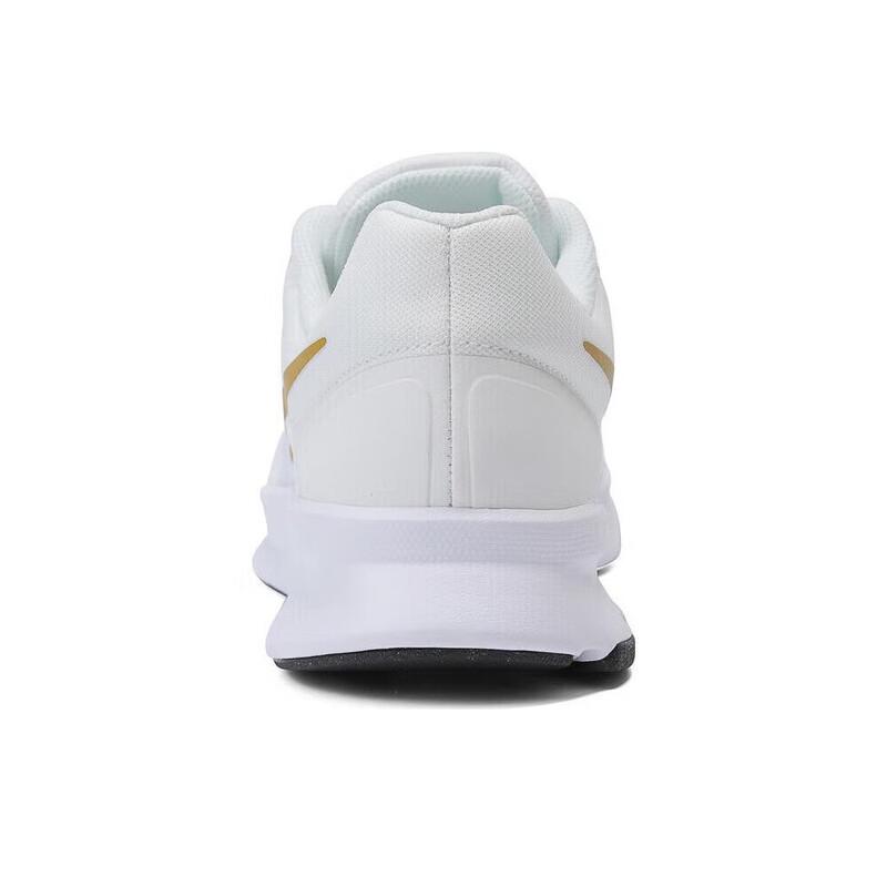 Nike Men's Run Swift 3 Running Shoes