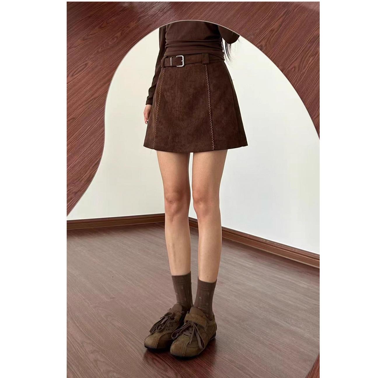 

Plus Size Coffee Suede High-Waisted A-Line Skirt for Women - Chubby to Fat Girls Midi Skirt for Autumn/Winter 3XL коричневый