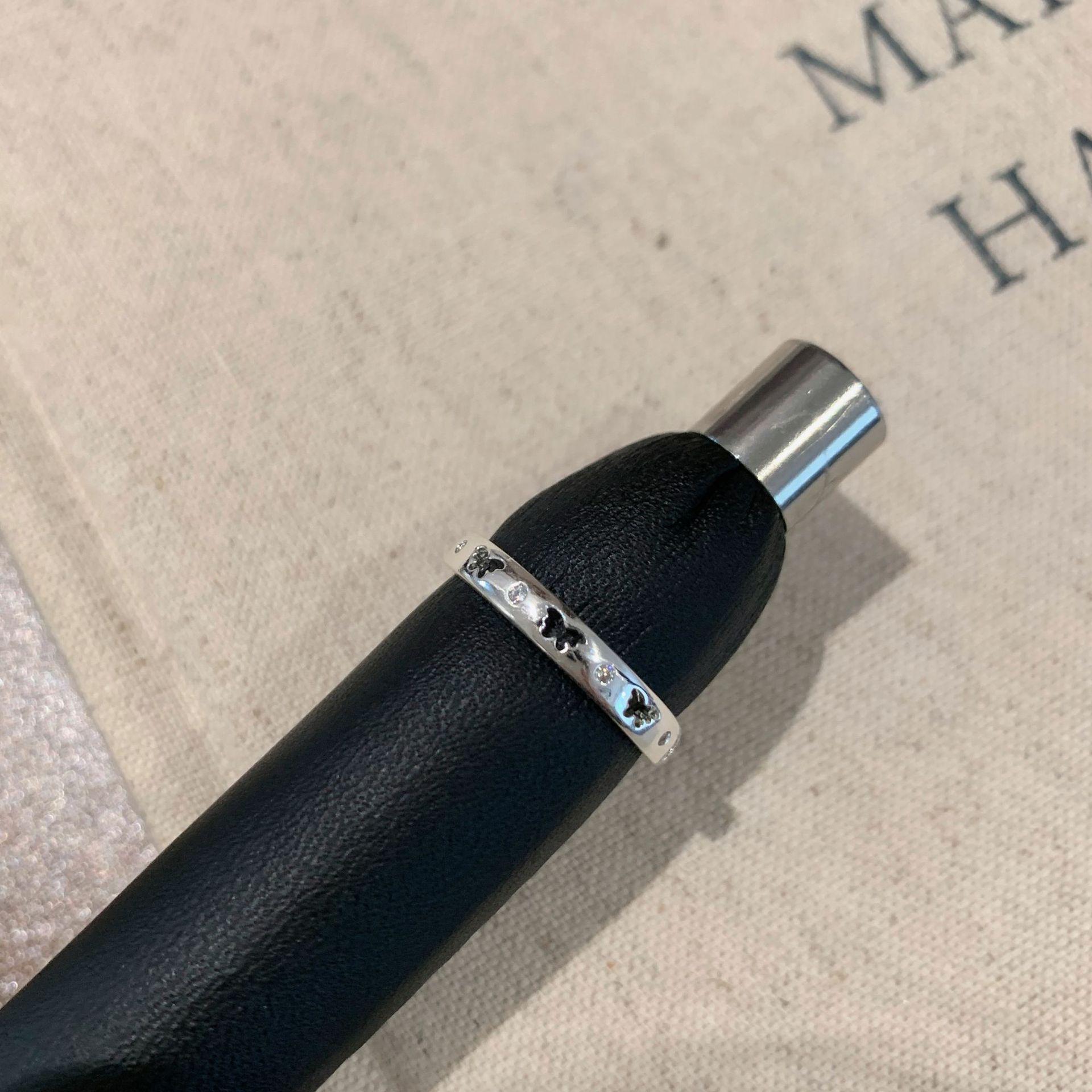 Chic Hollow Butterfly Ring for Women - Stylish Ins Design, Thin Open Band for Index Finger Adjustable Open Band
