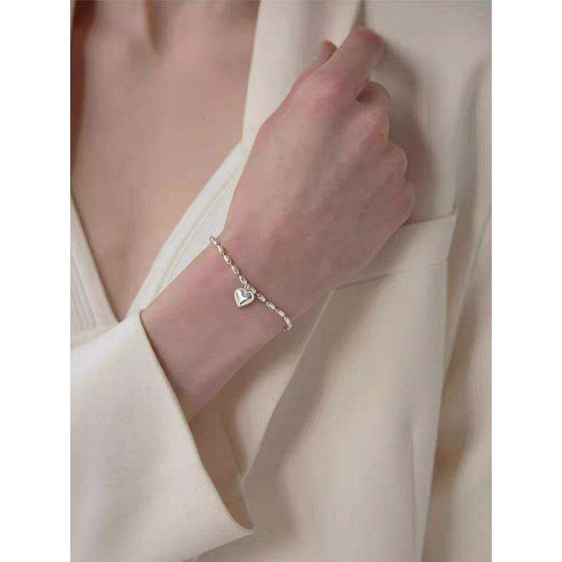 Bracelet Perle Irregulière Forme Spéciale Française Bracelet Femmes Niche Luxe Léger Exquis Doré Demi-Bracelet Bracelet Accessoires