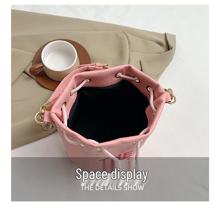 Women's Retro Fashion Bucket Bag - Single Shoulder & Crossbody Handbag