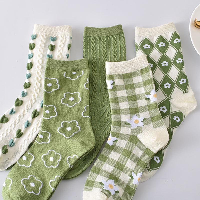 5 Paare/ Los Traumähnliche Damen Socken Harajuku Retro Stickerei Frühling 3D Strickerei Blumen Geprägter Druck Lolita Weihnachtsgeschenk