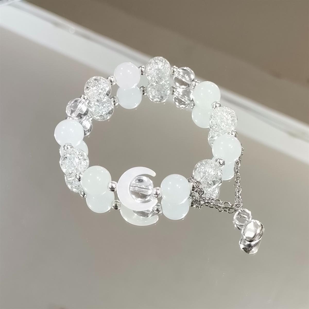 Versatile New Chinese Moon Beaded Bracelet with Feminine Charm