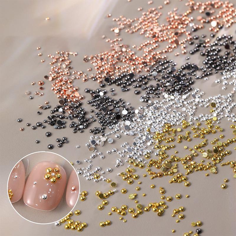 50 stk Mini Halvrunde Rustfritt Stål Kaviarkuler Neglekunst Dekorasjoner Mikro Kule Charms Gel Polish Tips Manikyrtilbehør
