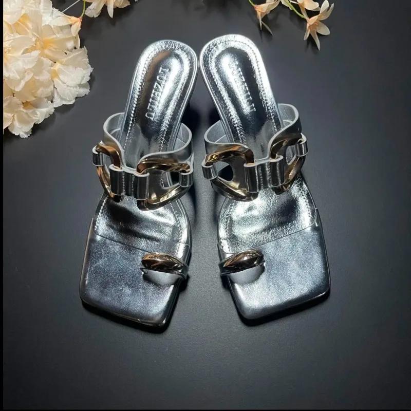 2025 Summer New Open Toe Women's Modern Slippers Square Toe Metal Decoration Med Heel Sandals Dress Thong Slippers