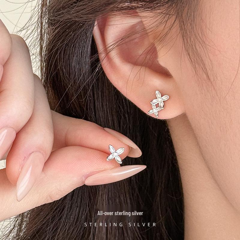 Cuiyan S925 Silver Asymmetrical Flower Stud Earrings - Korean & Chinese Style Trend for Women