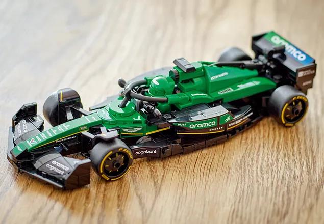 Lego Speed Champions 77245 F1-Rennwagen Aston Martin Aramco AMR24 10+ (Elemente: 269)