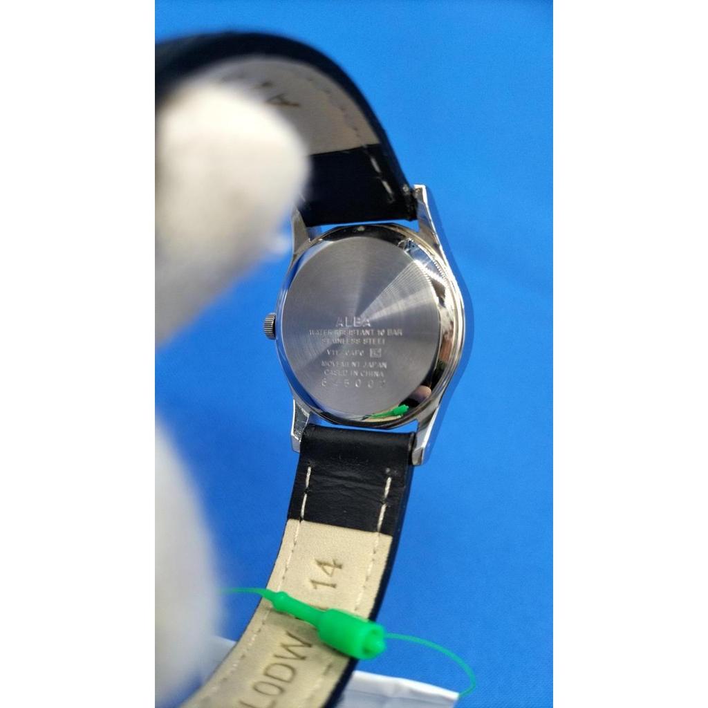 Used ALBA V117-0AP0 Watch