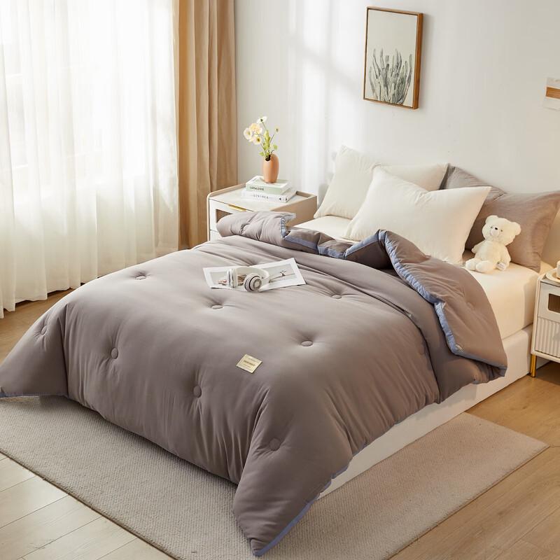 HLA Quilted Comforter