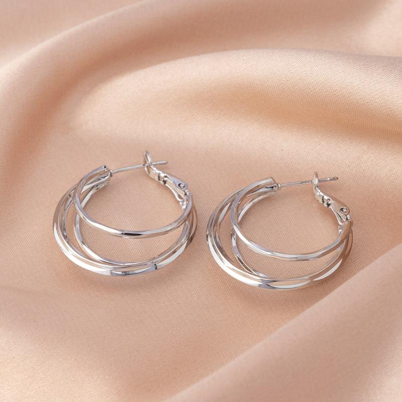 Fashion Trend Unique Design Elegant Delicate Retro Stud Earrings Women Jewelry Party Gifts