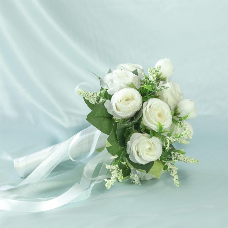 Durability Bridal Bouquet Light Weight Bouquet Handheld Silk Flower Bouquet for Outdoor Wedding Event