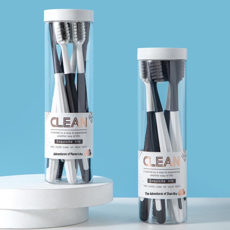Spazzolino da Denti Adulto con Setole Ultra Morbide - Confezione Famigliare - Marca Originale, Perfetto per Uomini, Donne e Coppie