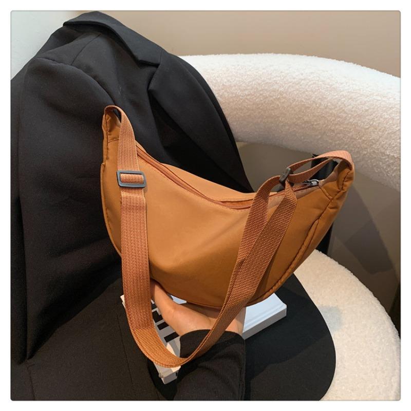 New nylon bag simple fashion messenger dumpling bag trend versatile student casual shoulder women's bag