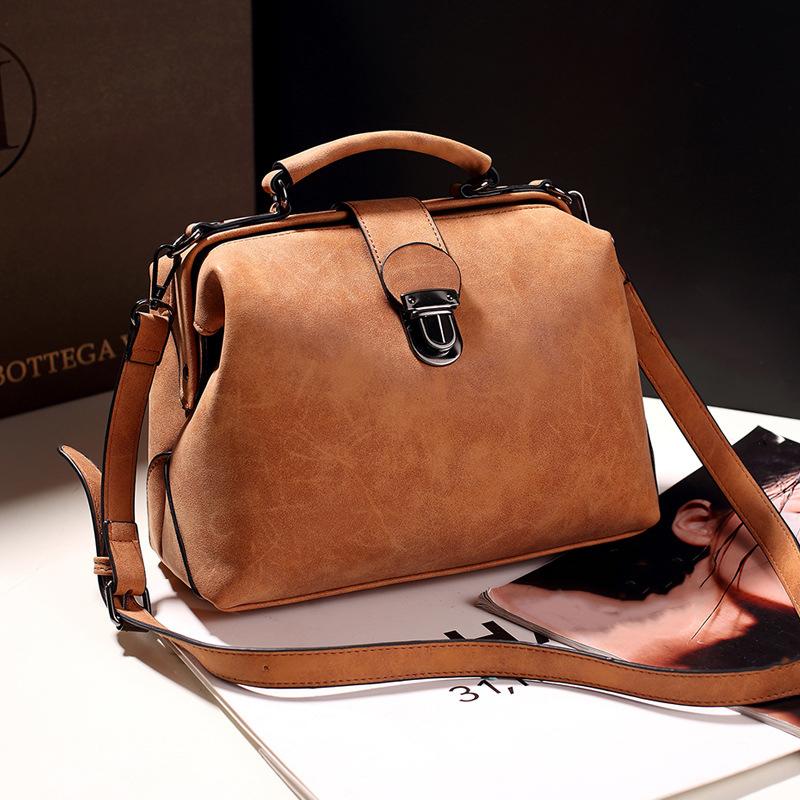 Fashionable And Versatile Women's Bag Trendy Diagonal Shoulder Handbag