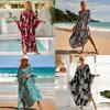 Fatos de banho – Páreos de praia e vestidos