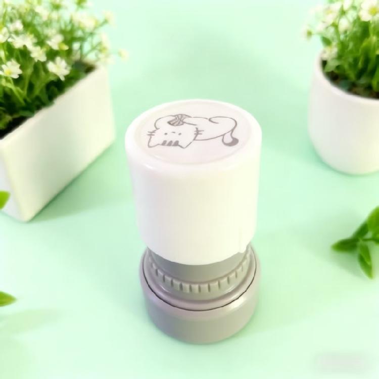 Kitten Stamper for Card Making Journal Scrapbooking Photo Album Children Motivational Stamper for Classroom Rewarding