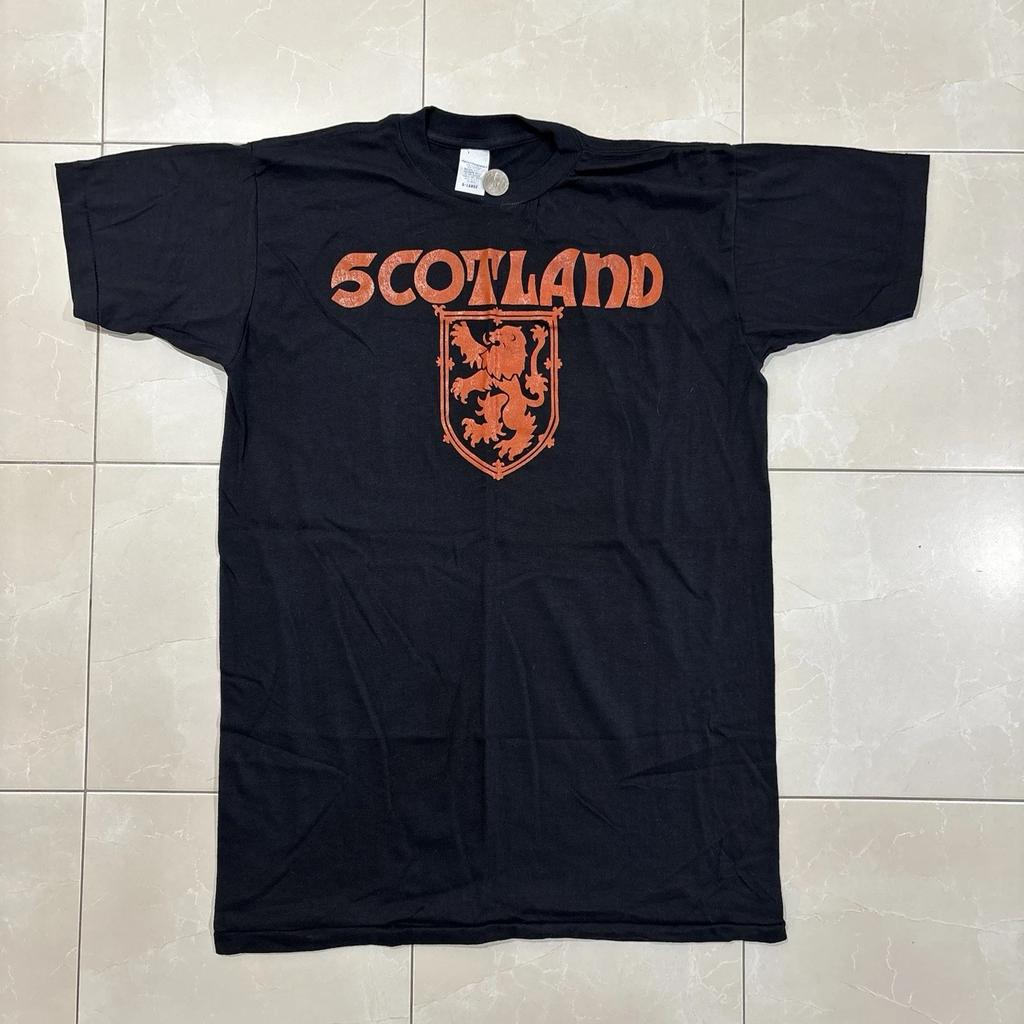 True Vintage T Shirt 80s Scotland Men’s XL Travel Tee Black Text Crest