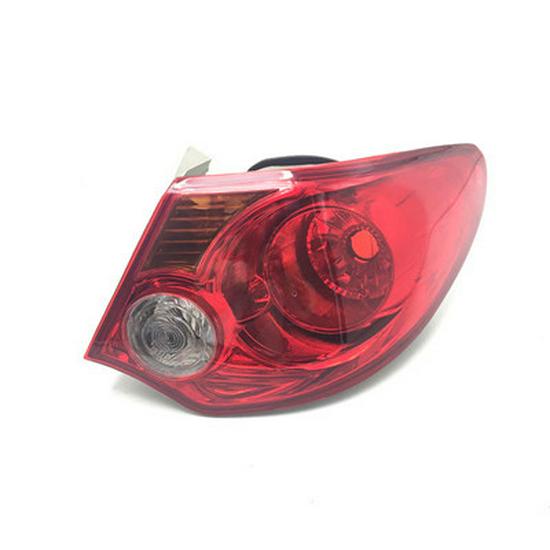 Compatible with Hyundai Elantra 08-15 Rear Taillight Assembly (Reversing Half)