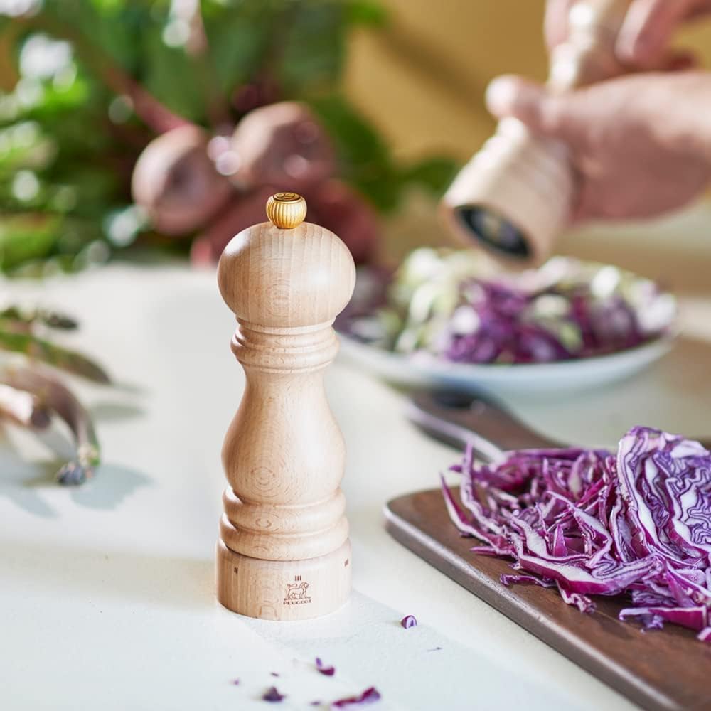 Peugeot Pepper Mill, Clear Acrylic, Adjustable Coarseness, 30g Capacity, 16cm, Manual Operation, Magnetic Lid, Made in France, Dammann 25427