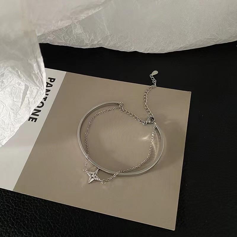 Starry Sophisticated Night Zirconia Bracelet For Women Elegant Copperplated Geometric Hand Jewelry