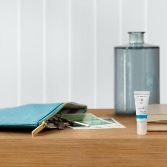 Hauschka MED Labimint Lip Care serum for chapped Dr. (5mL) [Lip lips]