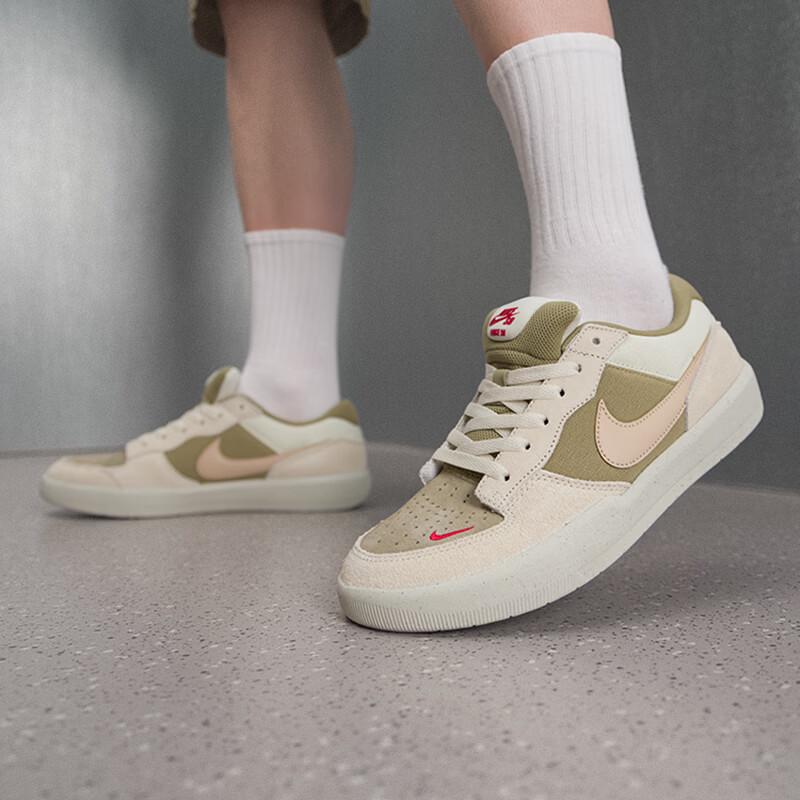 Nike Unisex Sport Lifestyle Sneakers DV5477-106 38