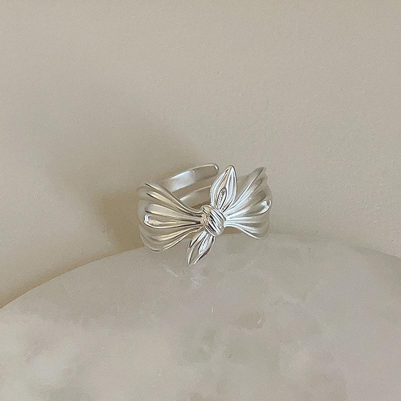 

Fashion Irregular Matte Bowknot Rings for Women Exquisite Geometric Metal Open Rings Daily Wear Jewelry Accessories