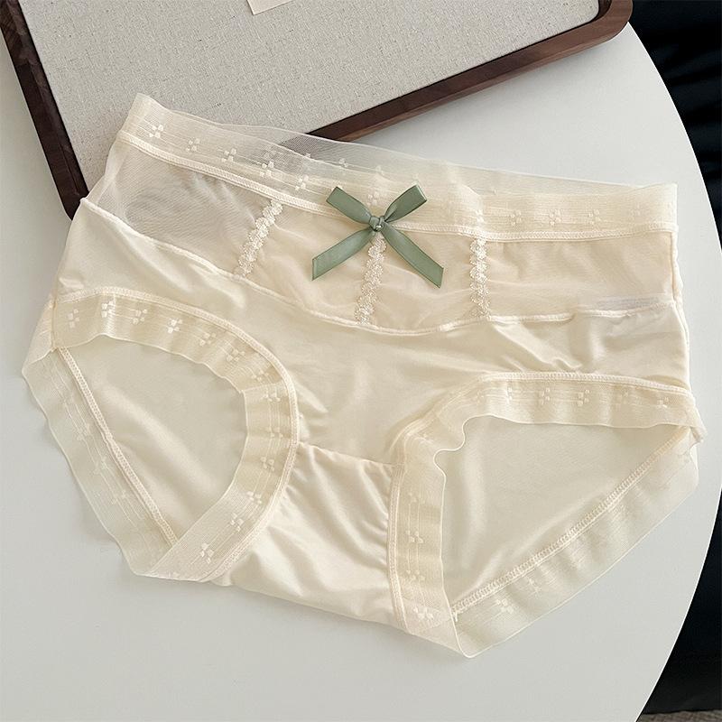 Женские летние тонкие сексуальные кружевные удобные влагопоглощающие антибактериальные треугольные трусы XL телесный