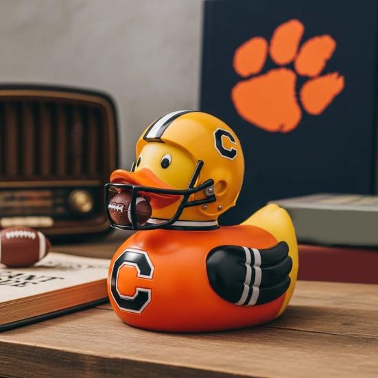 Rugby Football Duck Figurine Cartoon Duck Statue Animal Sculpture Home Office Desktop Bookshelf Decoration Ornament