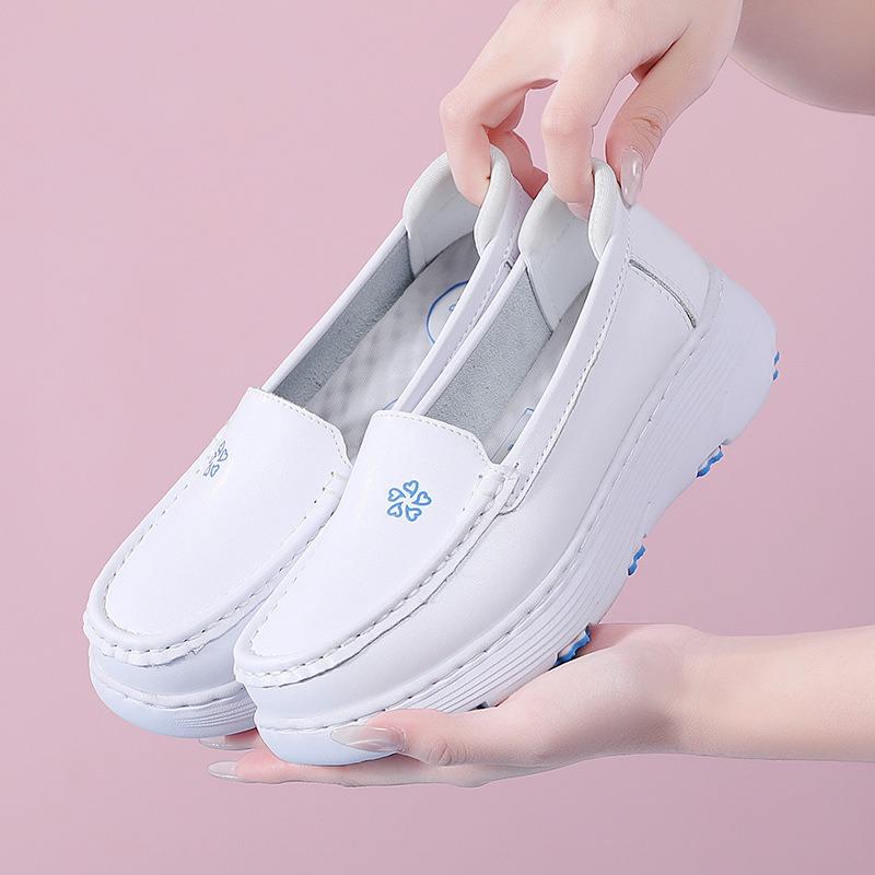 Nurse shoes women's spring summer hollow leather thick sole soft sole breathable work special medical shoes spot