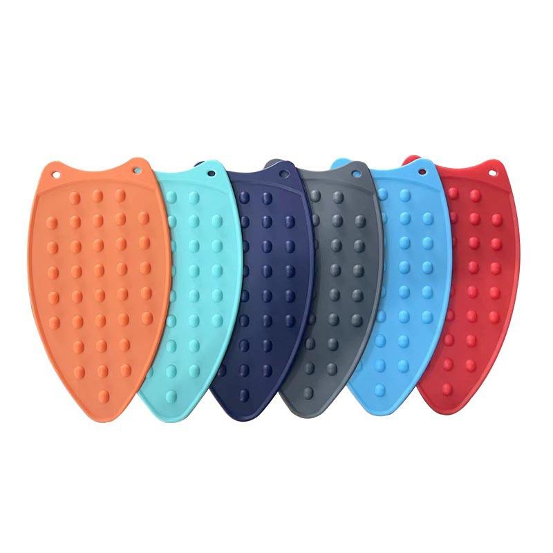 Silikonová žehlicí podložka odolná vůči teplu, protiskluzová silná žehlicí podložka na oblečení