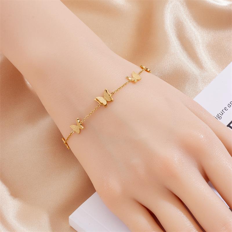 Gold Plated Butterfly Charm Bracelet, Dainty Adjustable Station Chain for Women, Elegant Daily Jewelry