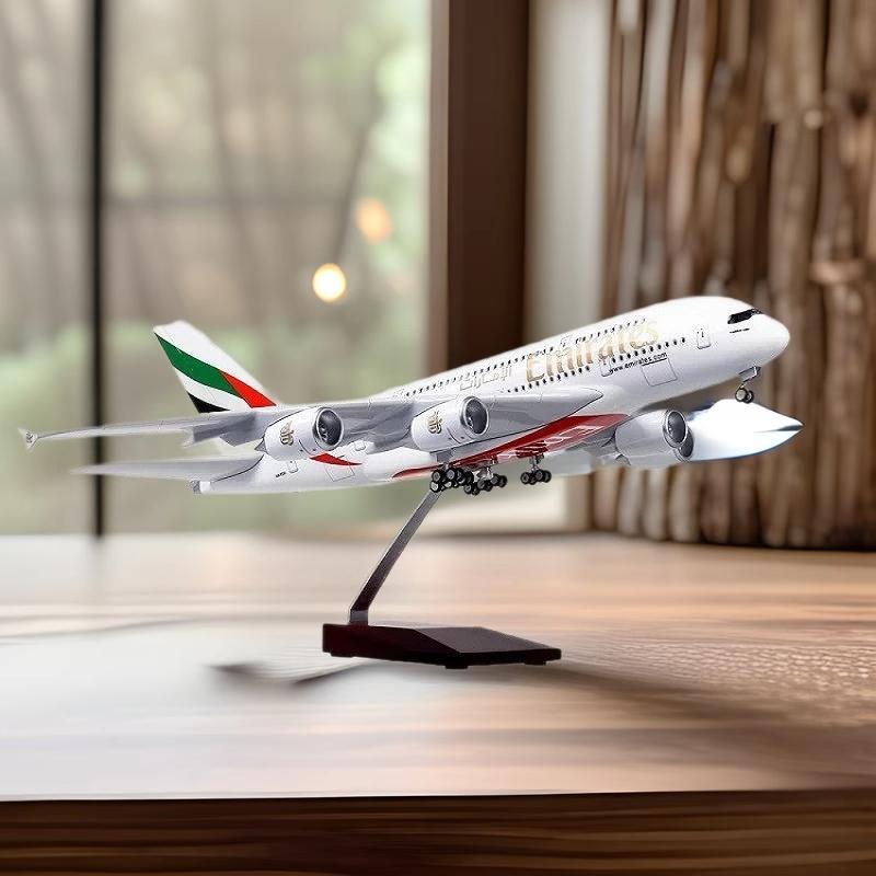 

Крупномасштабные модели самолетов 47 см Масштаб A380 Литье под давлением Смола Модель самолета Объединенные Арабские Эмираты Коллекция самолетов Декор выставочного зала NO LED