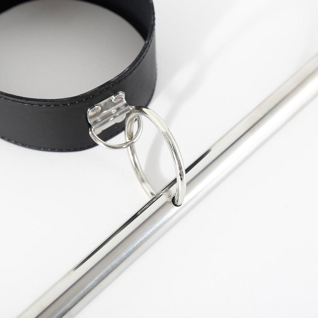 SM Restraint Kit with Locking Leather Handcuffs and Neck Rod
