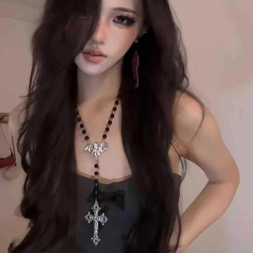 Gothic Punk Bat Cross Clavicle Necklace - Y2K Dark Style Heart Chain