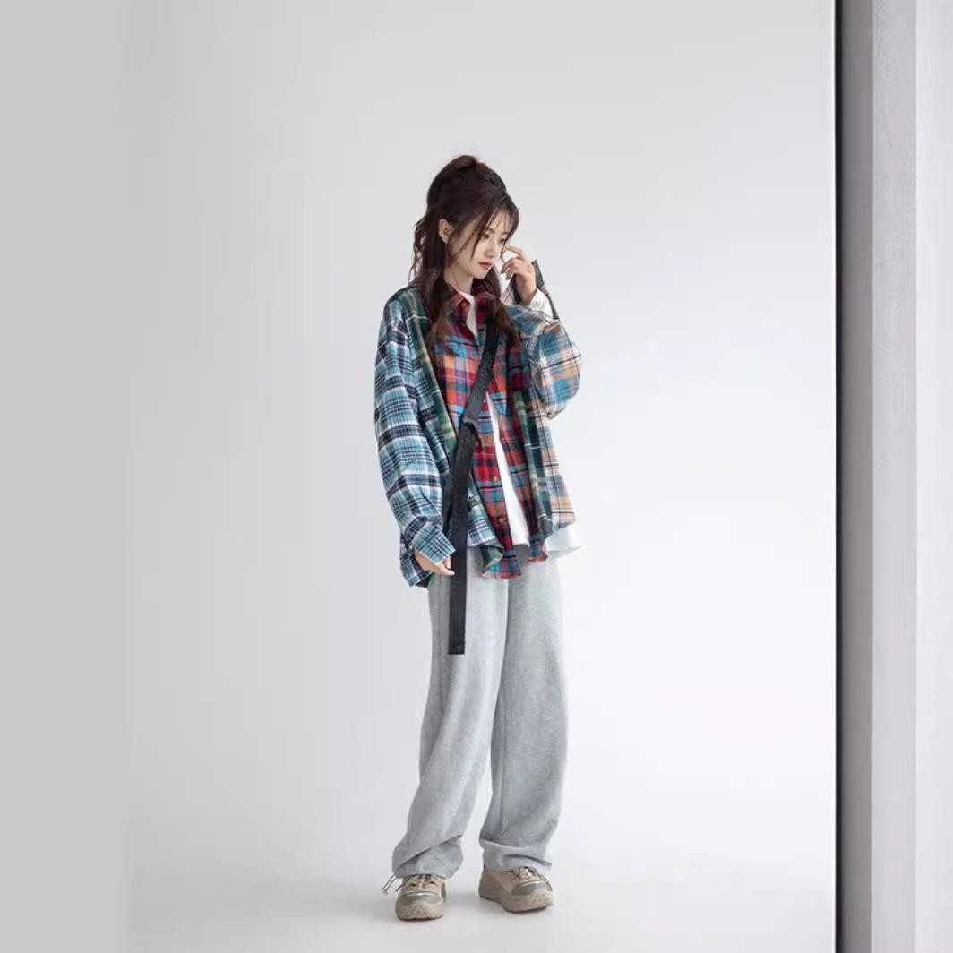 

Unisex Retro Patchwork Plaid Shirt: Color Block, Loose-Fit Top for Autumn/Spring M
