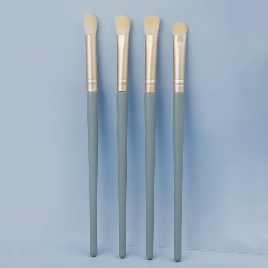 New Eyeshadow Makeup Brush Set of 4 Small Grape Eyeshadow Brushes, Nose Shadow Brushes, Smudge Brushes, Beauty Tools