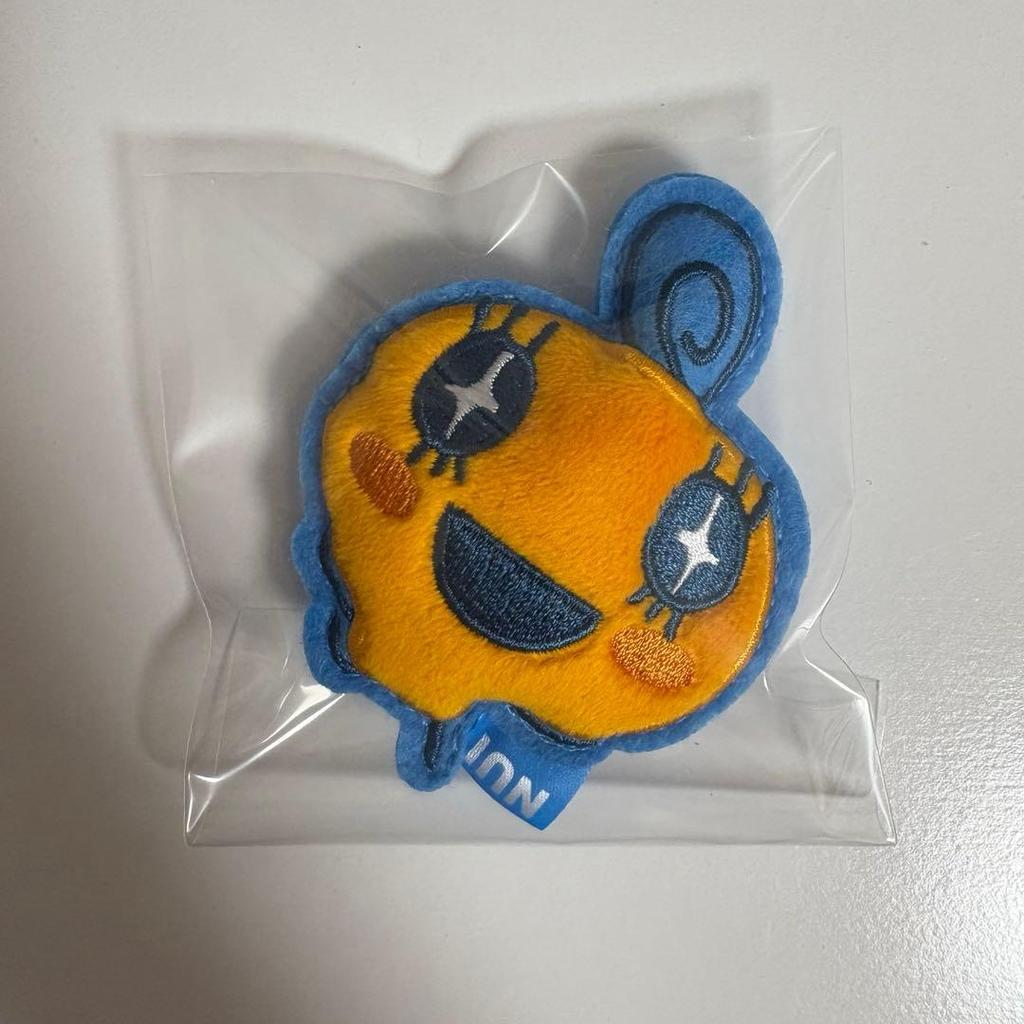 Used Tamagotchi Nuipi Pukkuri Applique Badge Memetchi