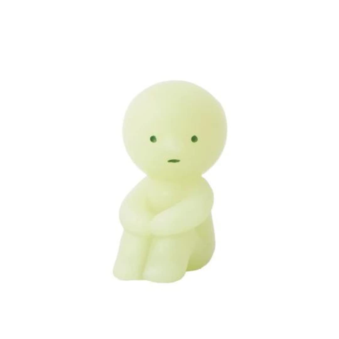 Zipper Bite Smiski (Knee-Covered Smiski)