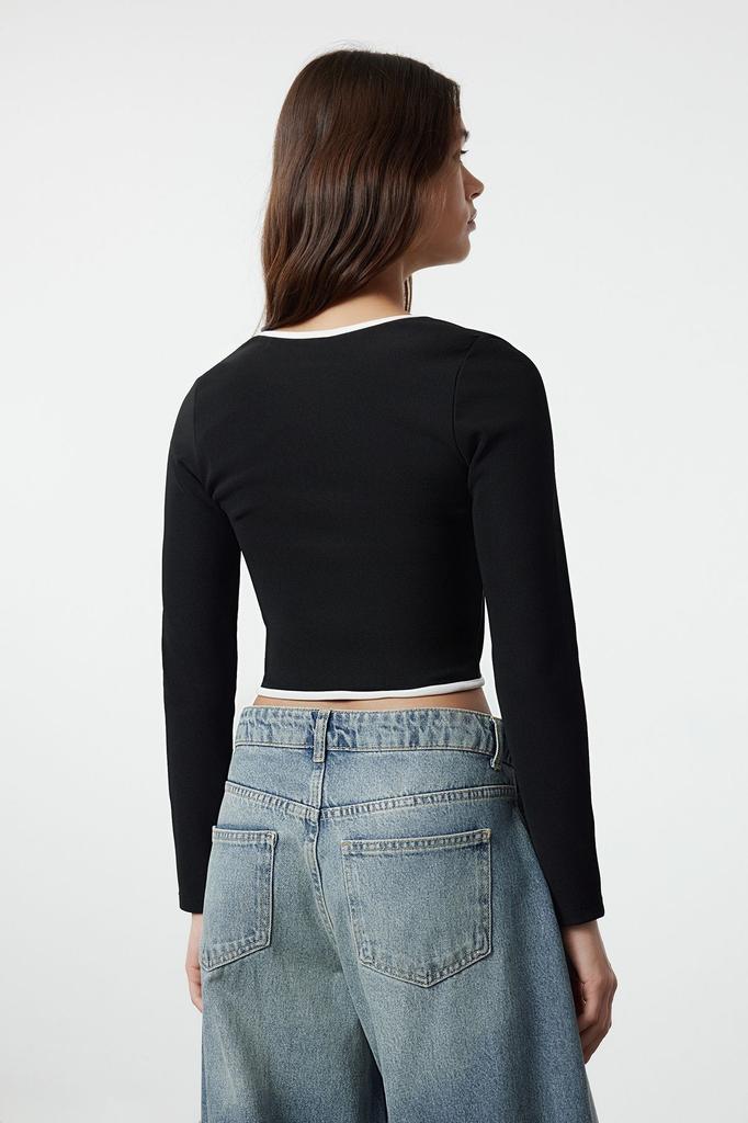 Women's Fashion White Contrast Piping Detailed Fitted Zipper Collar Stretchy Knitted Blouse