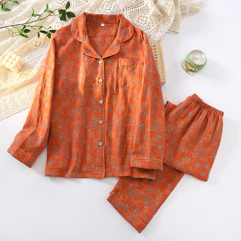 Floral Jacquard Cotton Cardigan & Loungewear Set for Middle-Aged Women