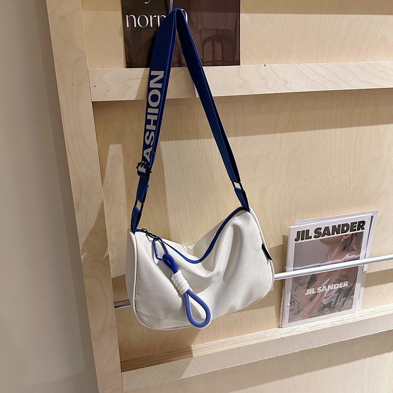 

Модная повседневная сумка большой вместимости контрастного цвета 2025 весна новая универсальная ins на плечо, сумка-мессенджер, сумка-подушка, корейская версия синий