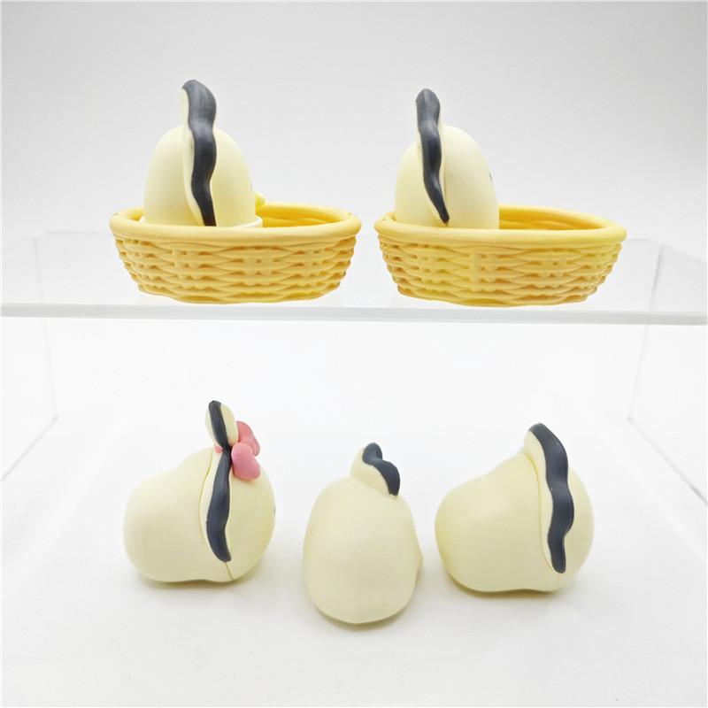 Cute Oyster Baby Figure For Kids With Adorable Small Eyes And Pvc Material For Fun Playtime