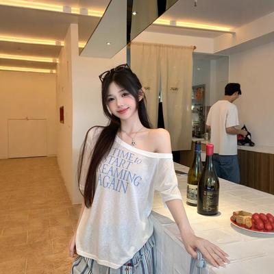 Sunscreen Blouse Women's White Short-sleeved Off-the-shoulder Letter Print T-shirt Women's Summer Design Loose and Thin Slanted Shoulder Top