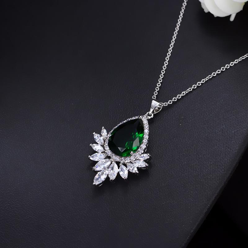 

Жіночі намиста WWJ високої якості з великою краплею та синіми кубічними цирконіями смарагдовий