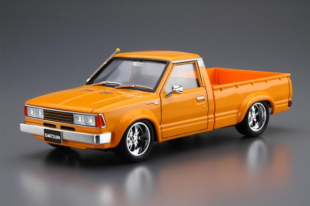 Aoshima Bunka Kyozai The Model Car 720 Datsun Truck Custom Plastic Model (AOSHIMA) 1/24 '82 (Nissan)